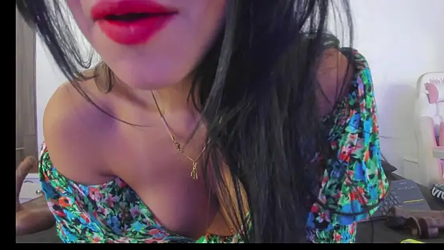 natalia collinslim online show from 01/17/25, 03:55