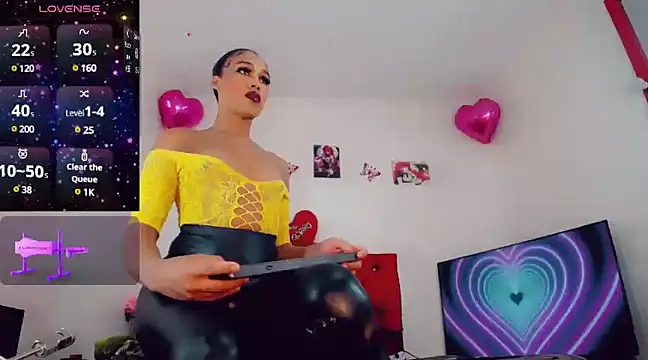  ChanellR  online show from 12/13/24, 11:02