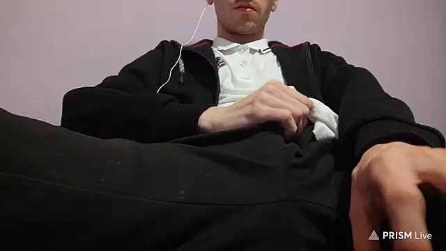  Hocthus  online show from 01/28/25, 05:03