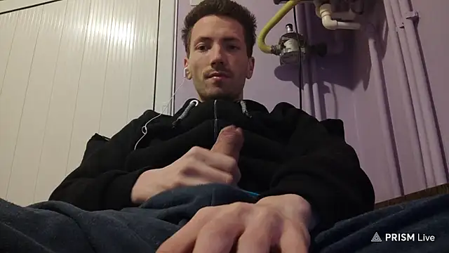  Hocthus  online show from 02/06/25, 05:19