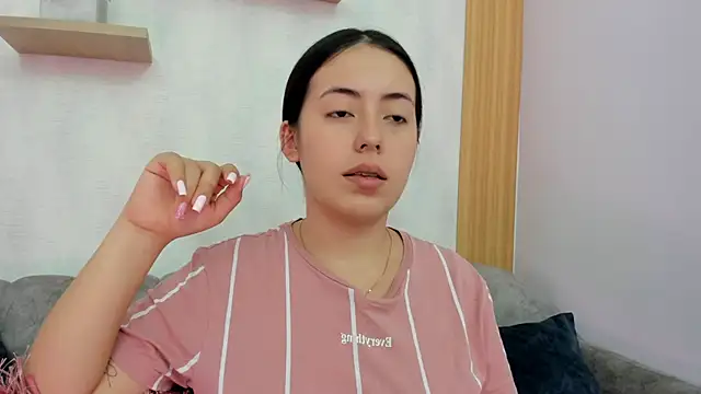 Julietasantos   online show from 01/27/25, 02:57