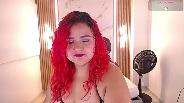 Snapshot of Mariana_Rojas chatting on 04/23/26, 06:14 Mariana Rojas online show from 04/23/26, 06:14