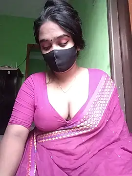 Snapshot of Kotha_-Moni chatting on 12/17/24, 10:55 Kotha -Moni online show from 12/17/24, 10:55