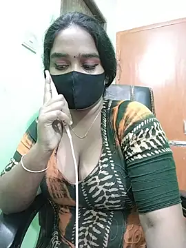 Snapshot of Kotha_-Moni chatting on 12/28/24, 01:38 Kotha -Moni online show from 12/28/24, 01:38