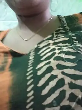 Snapshot of Kotha_-Moni chatting on 01/19/25, 01:32 Kotha -Moni online show from 01/19/25, 01:32