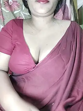 Snapshot of Kotha_-Moni chatting on 01/28/25, 01:29 Kotha -Moni online show from 01/28/25, 01:29