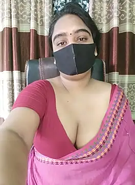 Snapshot of Kotha_-Moni chatting on 09/23/25, 01:41 Kotha -Moni online show from 09/23/25, 01:41