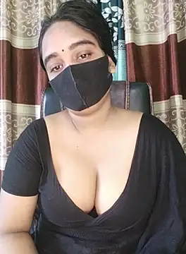 Snapshot of Kotha_-Moni chatting on 09/29/25, 02:06 Kotha -Moni online show from 09/29/25, 02:06