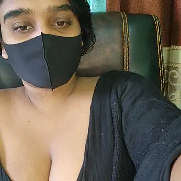 Snapshot of Kotha_-Moni chatting on 11/04/25, 04:11 Kotha -Moni online show from 11/04/25, 04:11