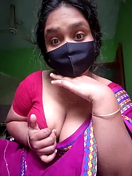 Snapshot of Kotha_-Moni chatting on 12/16/25, 01:43 Kotha -Moni online show from 12/16/25, 01:43