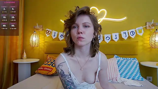 lessysweety online show from 09/29/25, 03:11