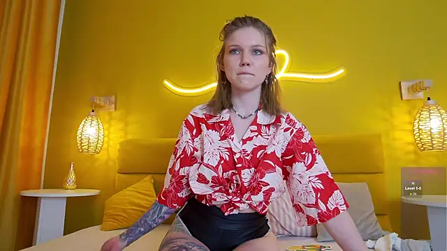 lessysweety online show from 11/26/25, 02:45