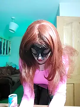 Snapshot of irishtommy1986 chatting on 12/15/25, 09:41 irishtommy1986 online show from 12/15/25, 09:41