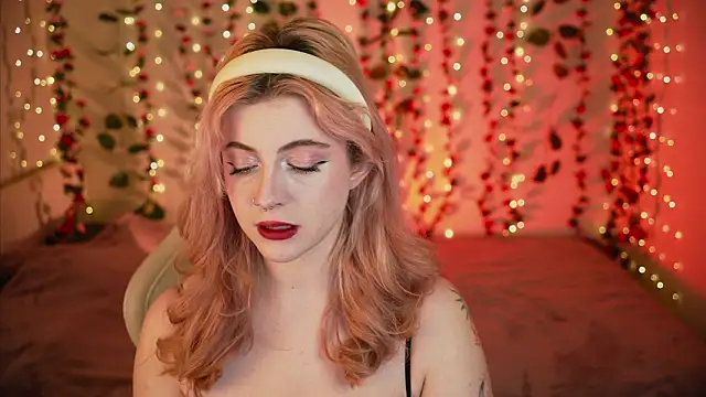 your favoritegirls online show from 03/05/26, 05:20