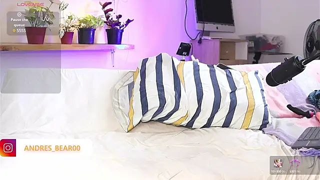 Little Bear00 online show from 03/16/25, 03:17