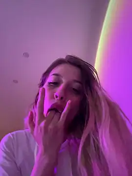 Dooubletroublee online show from 01/20/25, 12:57