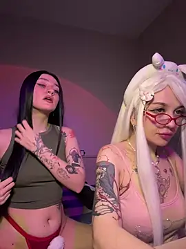 Dooubletroublee online show from 02/28/25, 11:23