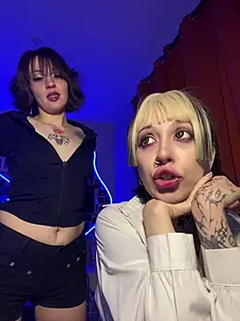 Dooubletroublee online show from 02/14/26, 03:25