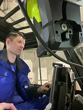 Ricoleckt online show from 02/19/25, 01:50