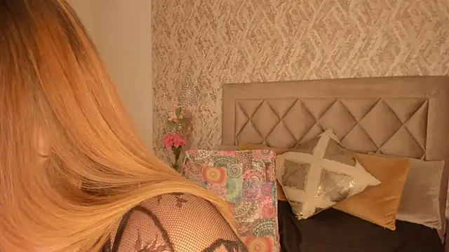 Lady lacey05 online show from 02/18/25, 05:21