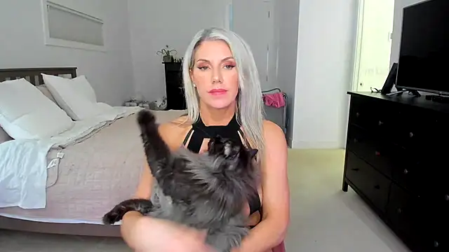 Kymmmy online show from 03/22/25, 12:06