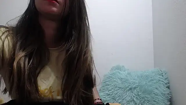 Snapshot of Luna_girlhot_ chatting on 03/16/25, 03:47 Luna girlhot  online show from 03/16/25, 03:47