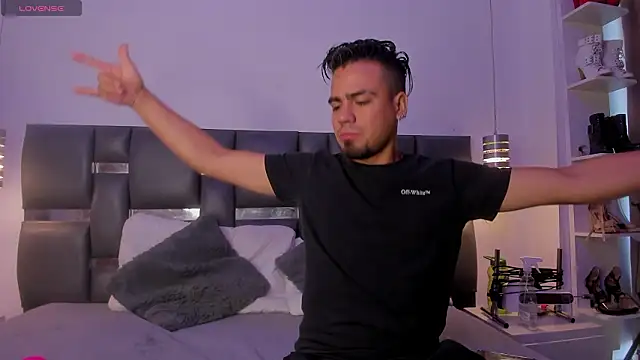 PittAndLunaa online show from 02/12/26, 12:33