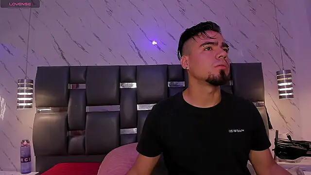 PittAndLunaa online show from 04/14/26, 12:22