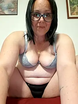 fekete demon online show from 04/16/26, 06:30