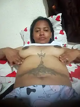 miakatalella23 online show from 09/26/25, 05:17