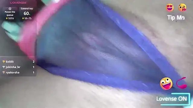 white sexy  online show from 04/12/26, 10:53