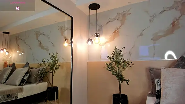 LeaThompson online show from 10/01/25, 11:11