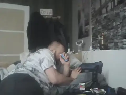 Prehistorixxx2686 online show from 12/16/24, 11:22