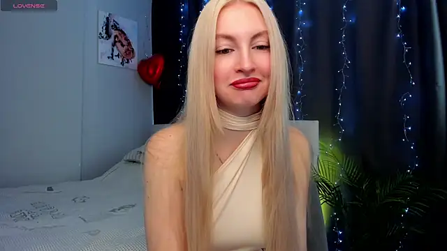 Kimmy powell online show from 10/18/25, 03:09