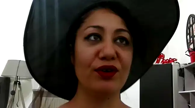 danasantoreal online show from 01/06/25, 09:00