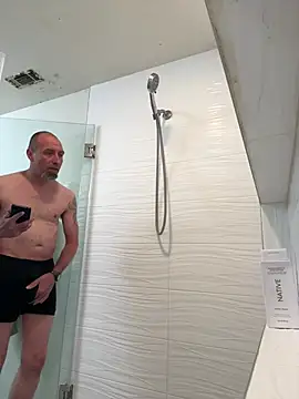 El Gizmo online show from 03/08/25, 08:33