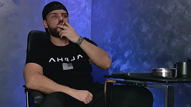 juliusmasters online show from 12/14/25, 07:40