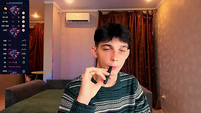 Aaron Boom online show from 09/20/25, 11:06