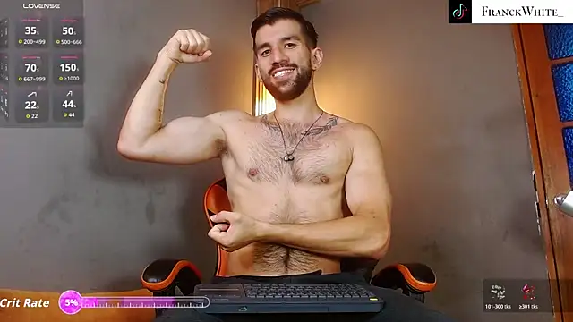 Snapshot of Mr_WhiteCock chatting on 04/29/26, 05:11 Mr WhiteCock online show from 04/29/26, 05:11