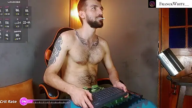 Snapshot of Mr_WhiteCock chatting on 05/14/26, 03:57 Mr WhiteCock online show from 05/14/26, 03:57