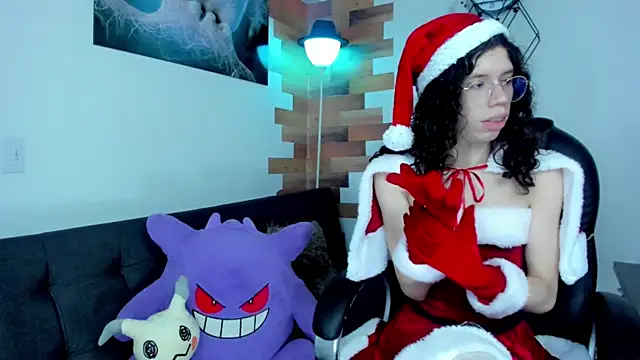 Angel Dust18 online show from 12/24/24, 11:22