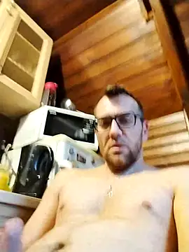 tomee83 online show from 12/05/25, 06:44