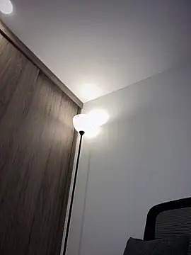 Snapshot of Rae_Lil_White chatting on 03/13/25, 11:49 Rae Lil White online show from 03/13/25, 11:49