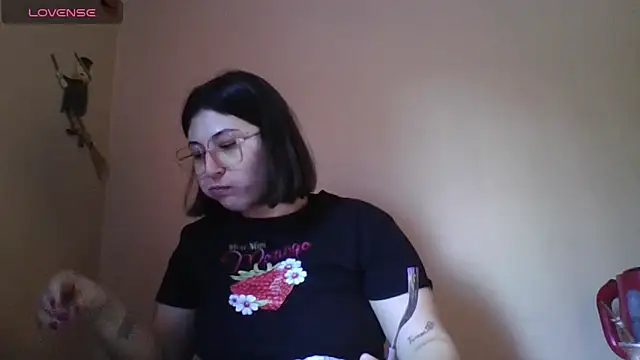 imsohornydacom online show from 10/18/25, 06:19