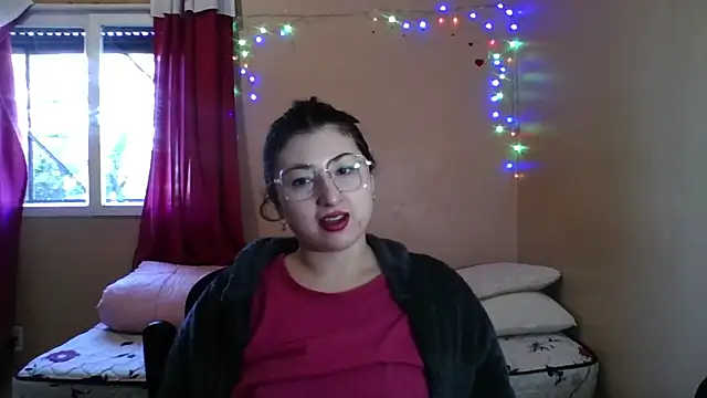 Snapshot of imsohornydacom chatting on 05/11/26, 04:04 imsohornydacom online show from 05/11/26, 04:04