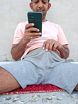 BLACK DiCK DADDY 32 online show from 10/02/25, 12:01