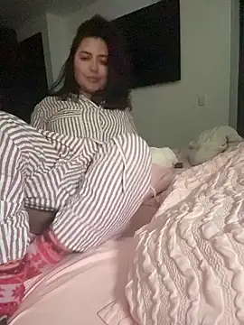 sukhakunis1 online show from 03/28/26, 11:43