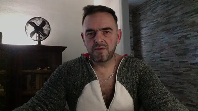 Snapshot of pachapeter chatting on 01/18/26, 12:42 pachapeter online show from 01/18/26, 12:42