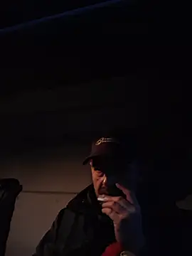 Snapshot of pachapeter chatting on 02/16/26, 06:42 pachapeter online show from 02/16/26, 06:42