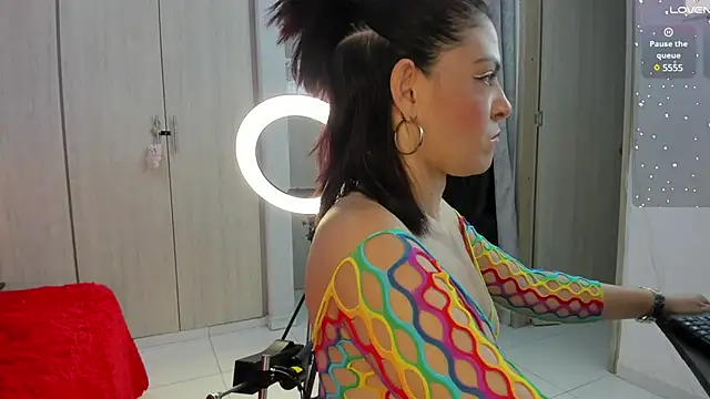 KatteMoss online show from 03/08/25, 09:18